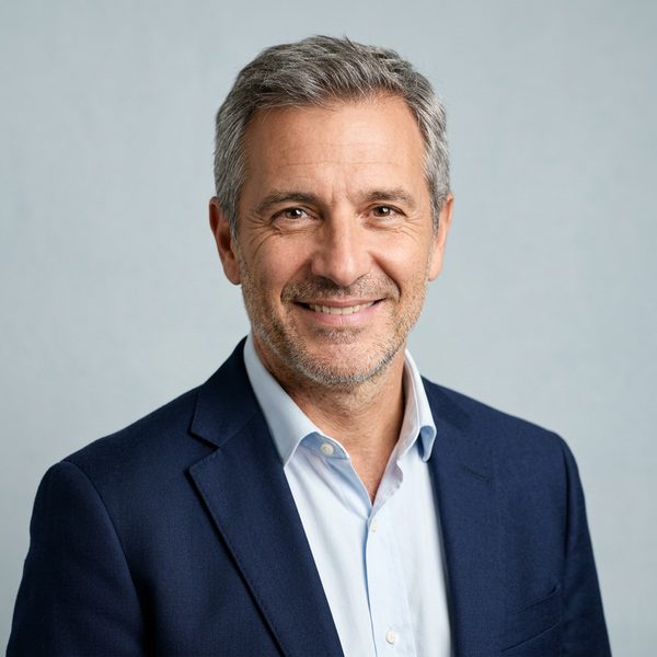 Roberto Medina, Presidente Comunal